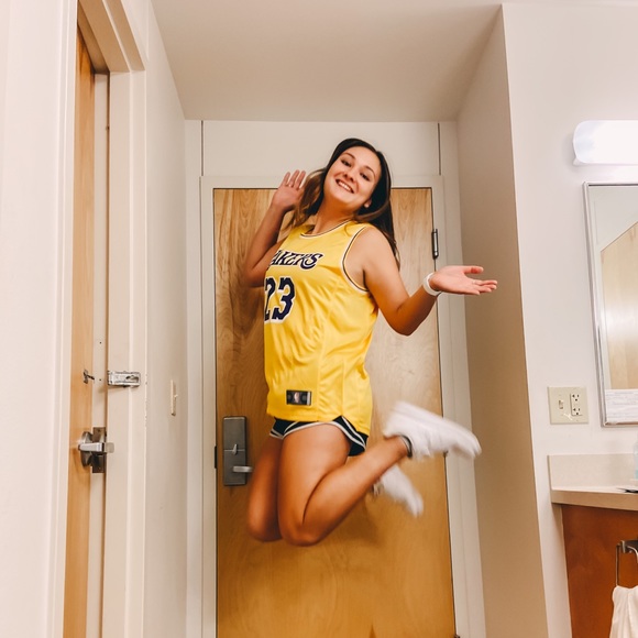 Meet your Posher, Annastasia - Picture 1 of 1